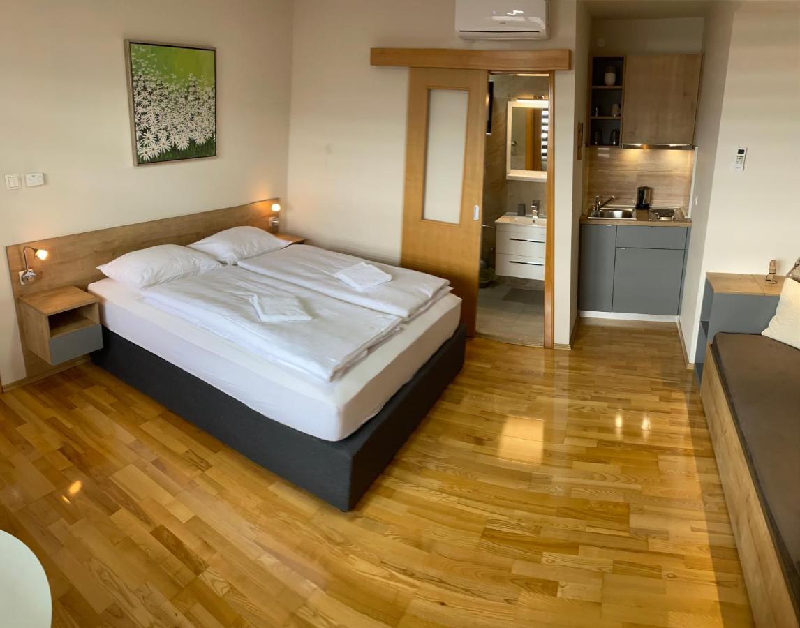 Apartment House Mael Сараево Екстериор снимка