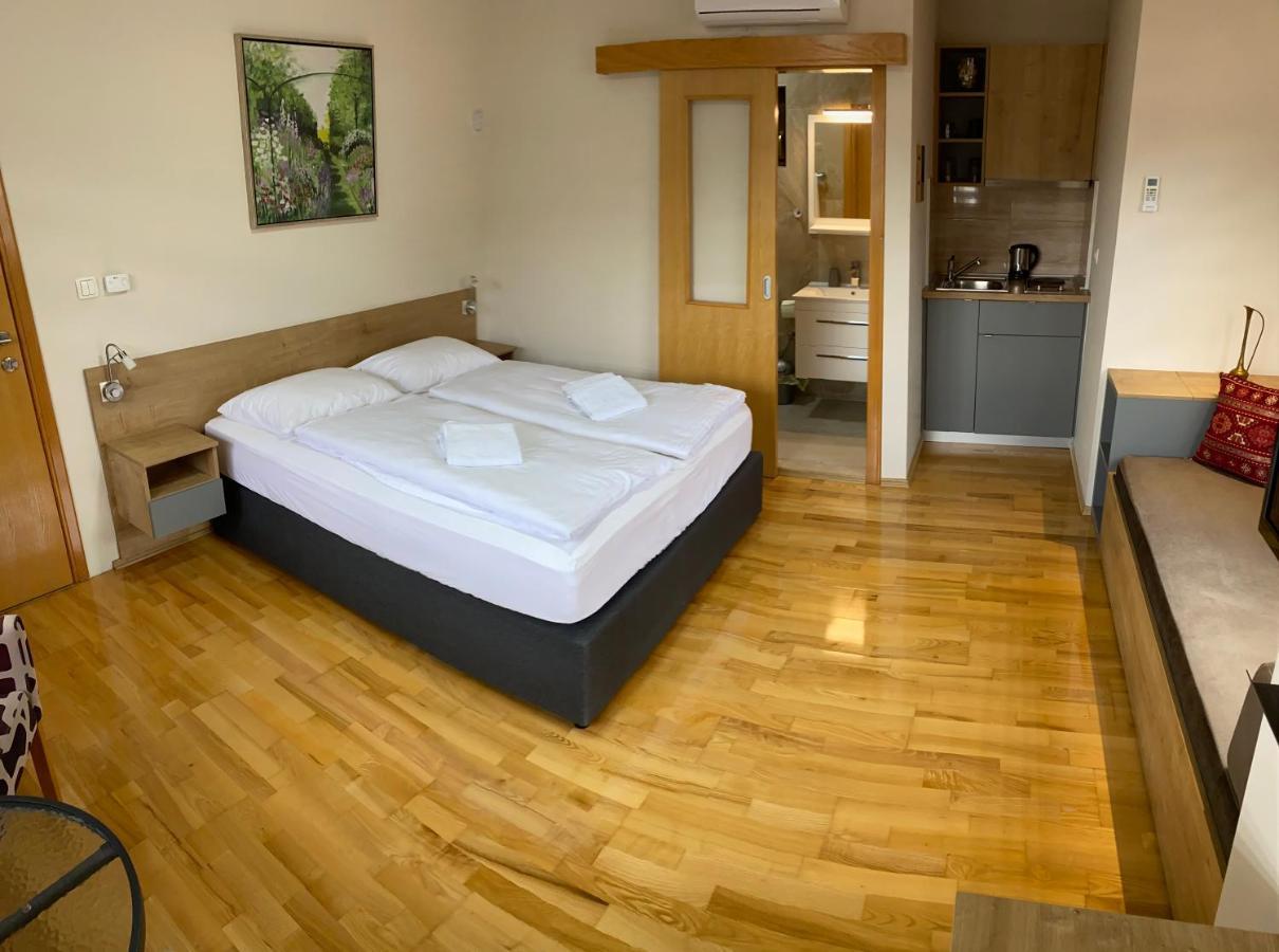 Apartment House Mael Сараево Екстериор снимка